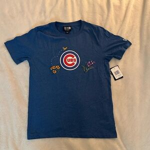 New Era - Cubs Tee with Embroidered Florals